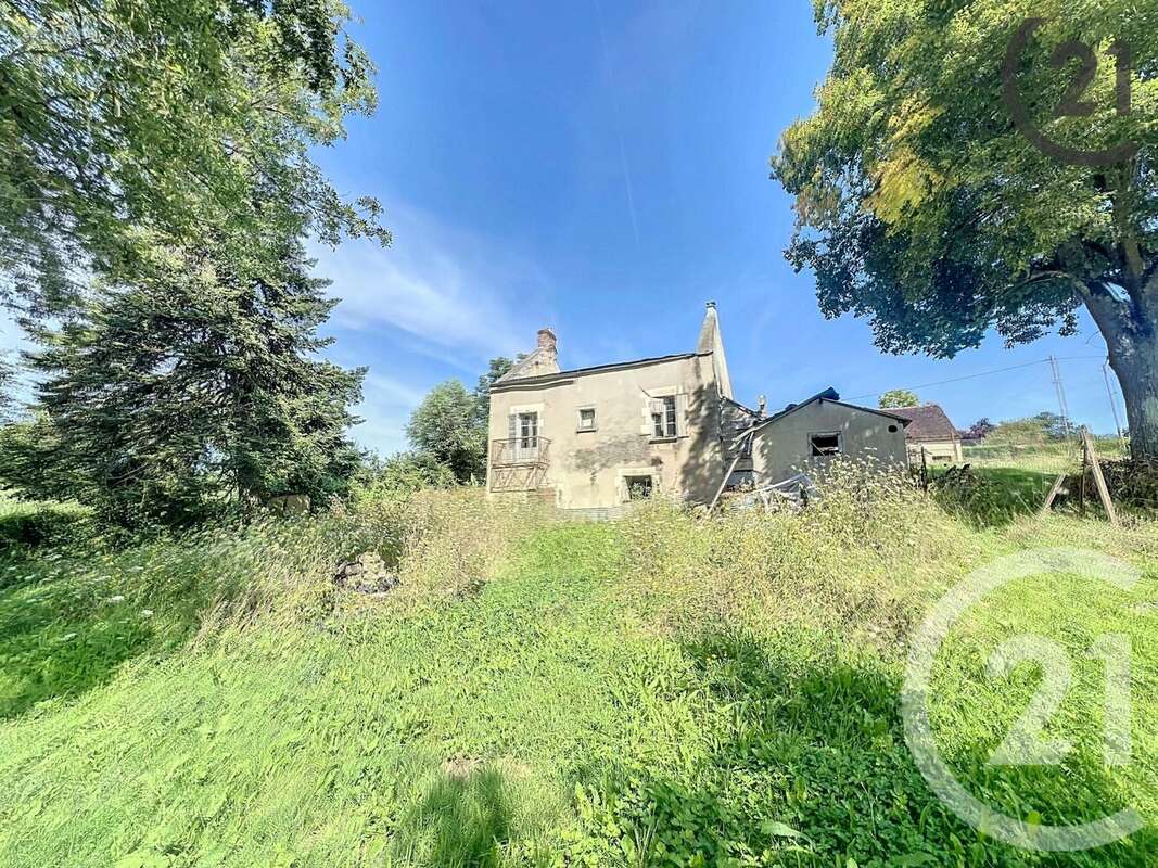 Terrain à VILLENEUVE-SAINT-SALVES