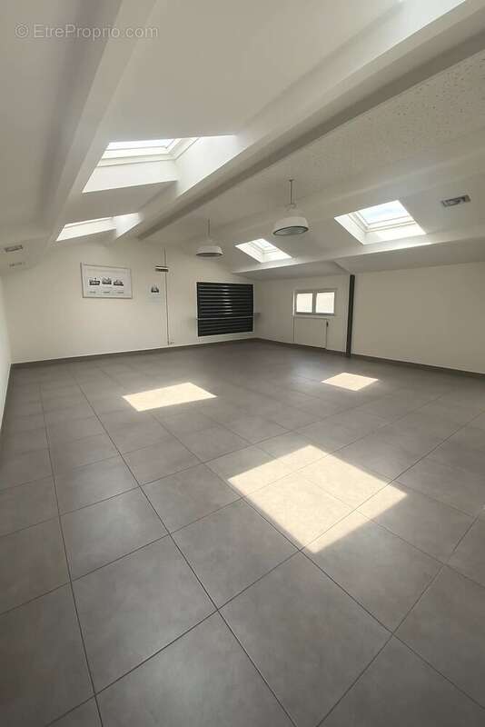 Commerce à BOIS-COLOMBES