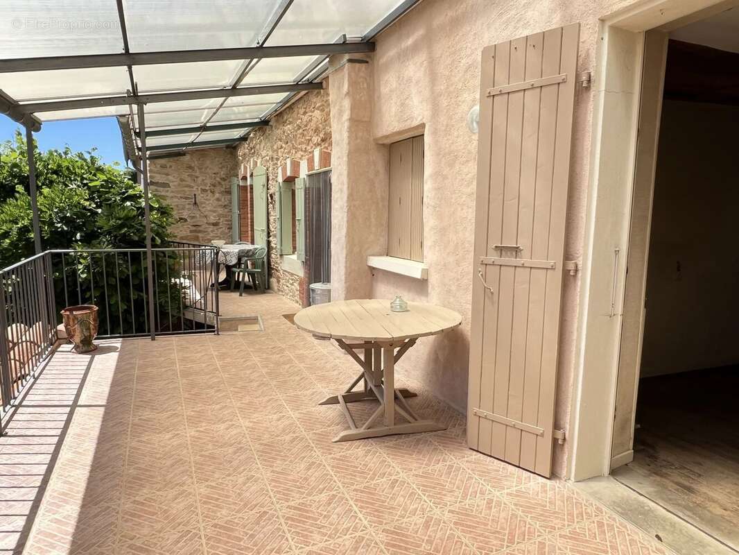 Maison à MONTREDON-LABESSONNIE