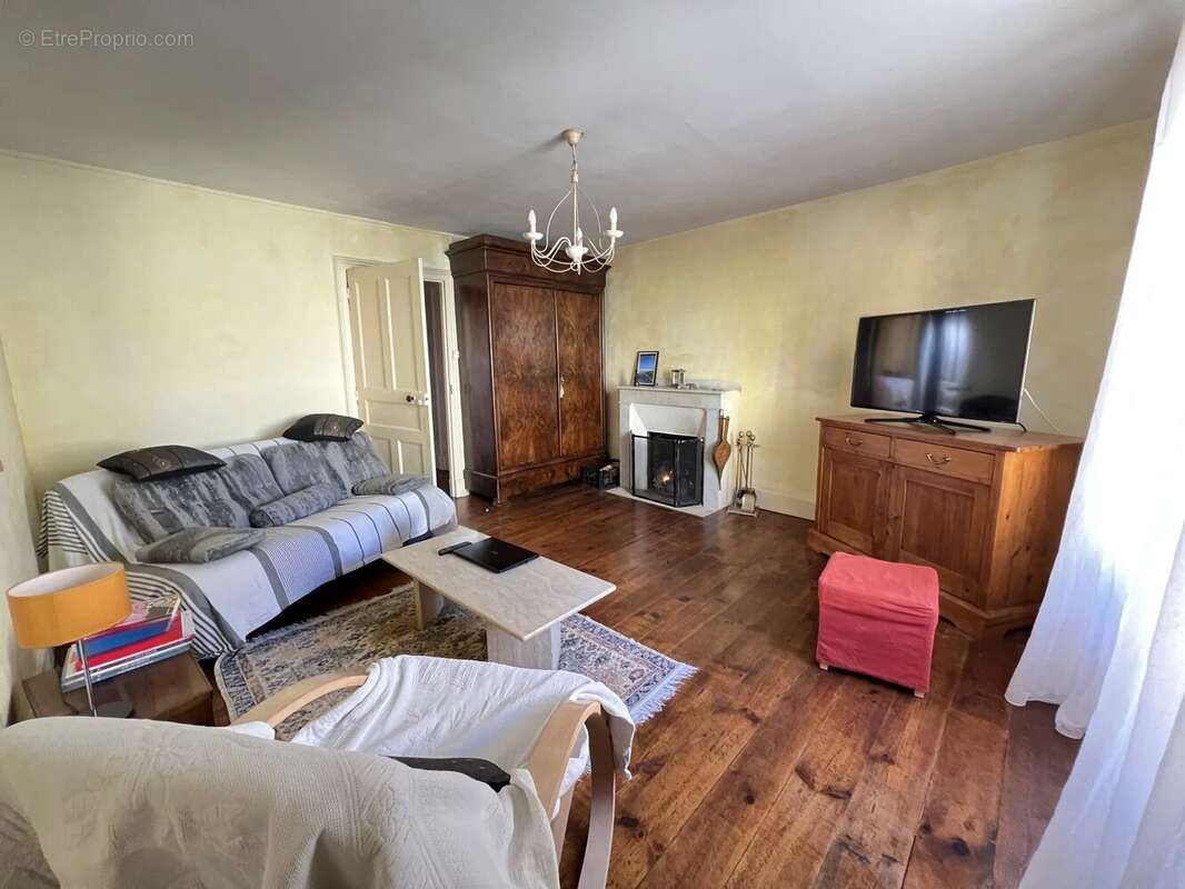 Maison à MONTREDON-LABESSONNIE