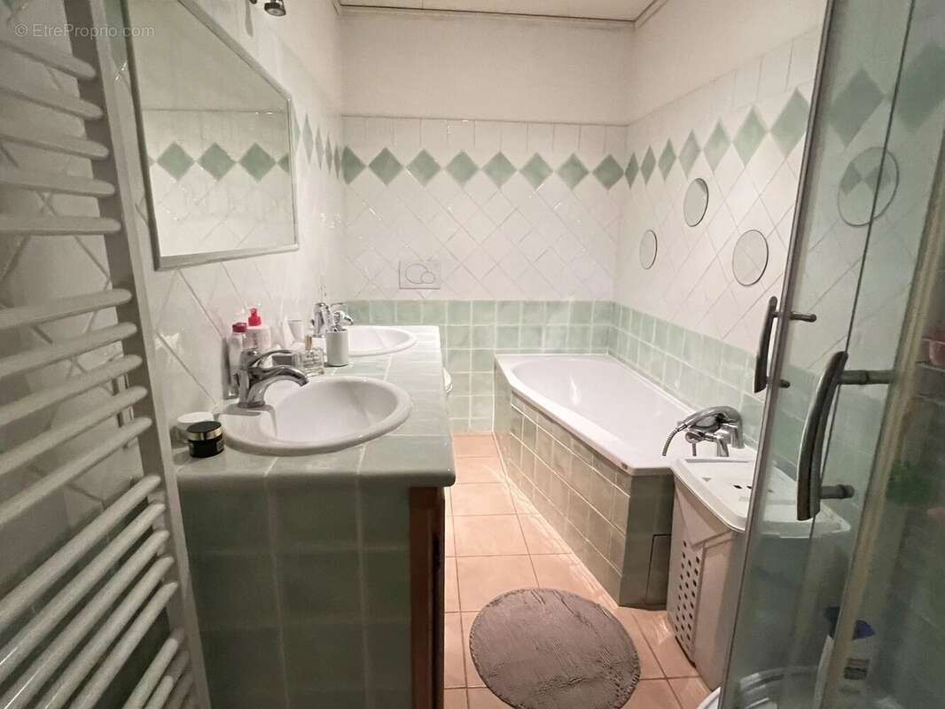 Maison à MONTREDON-LABESSONNIE