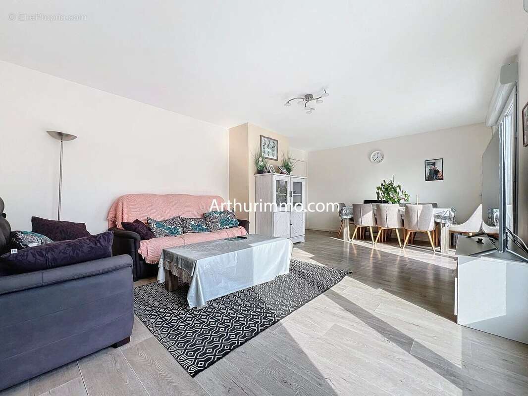 Appartement à BOISSY-SAINT-LEGER