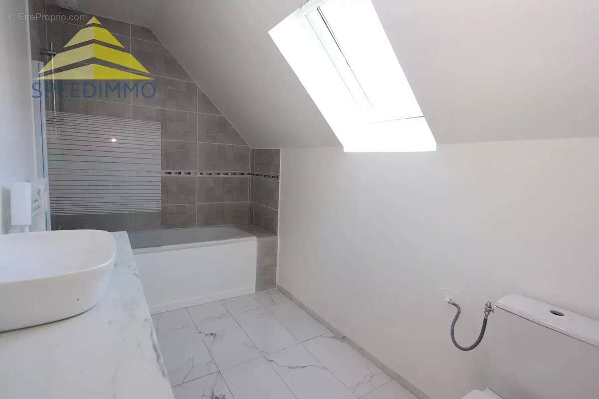 Maison à MAROLLES-EN-BRIE