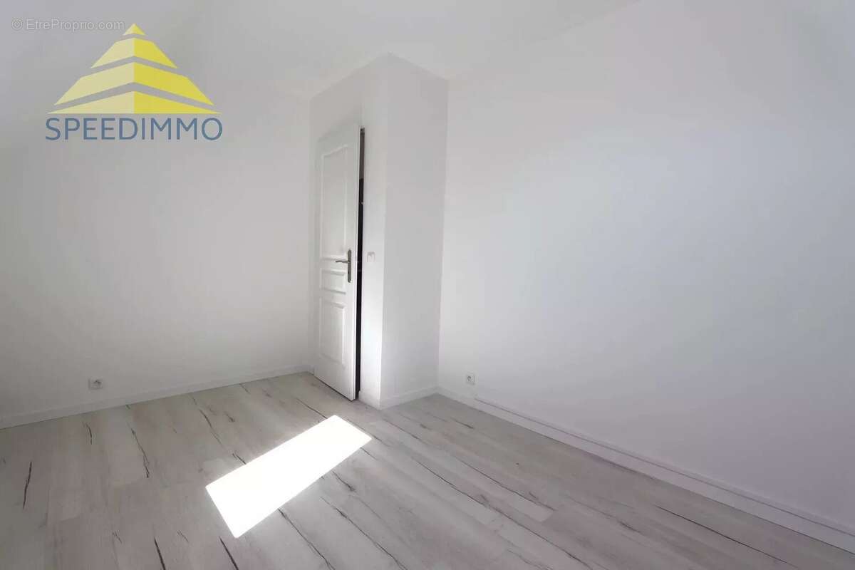 Maison à MAROLLES-EN-BRIE