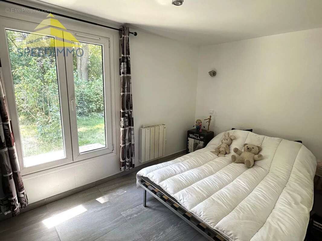 Maison à COMBS-LA-VILLE