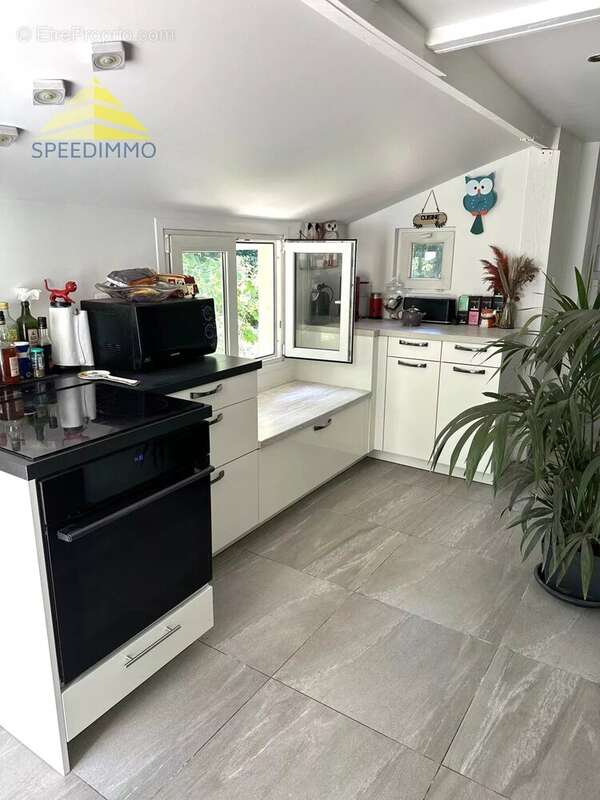 Maison à COMBS-LA-VILLE