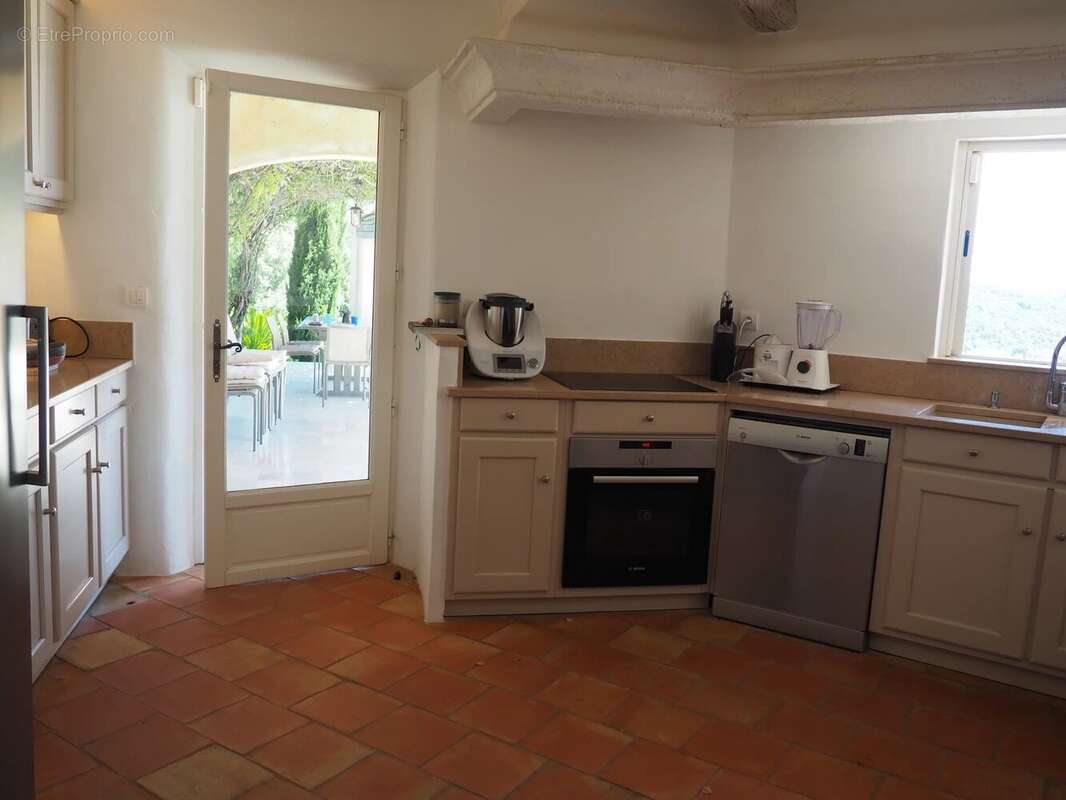 Maison à LA GARDE-FREINET