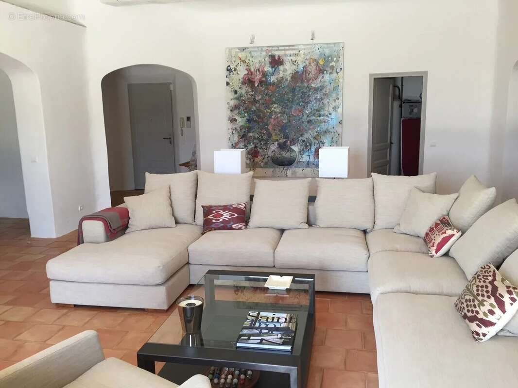 Maison à LA GARDE-FREINET