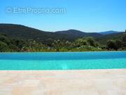 Maison à LA GARDE-FREINET