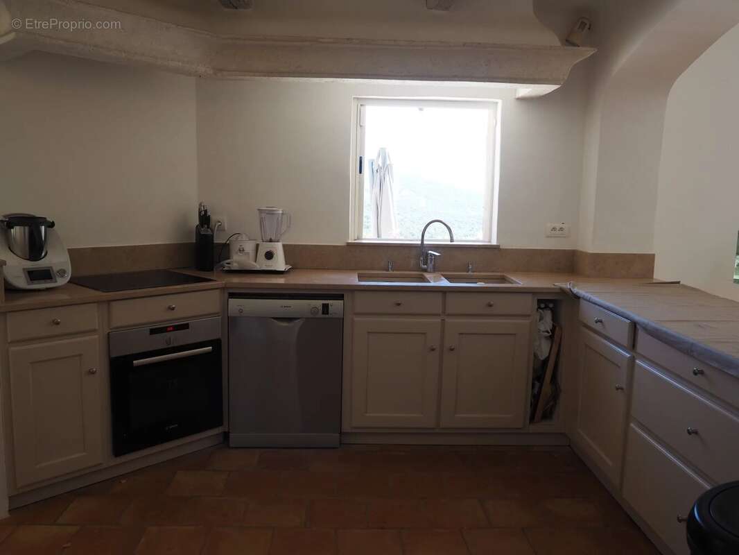 Maison à LA GARDE-FREINET