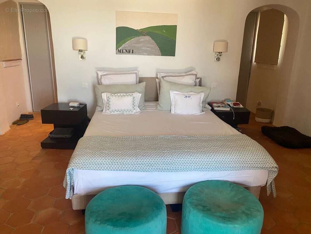 Maison à LA GARDE-FREINET