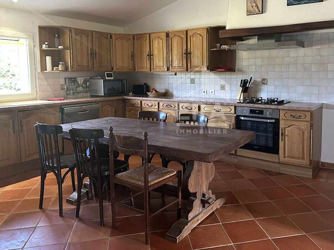 Maison à MONTPON-MENESTEROL