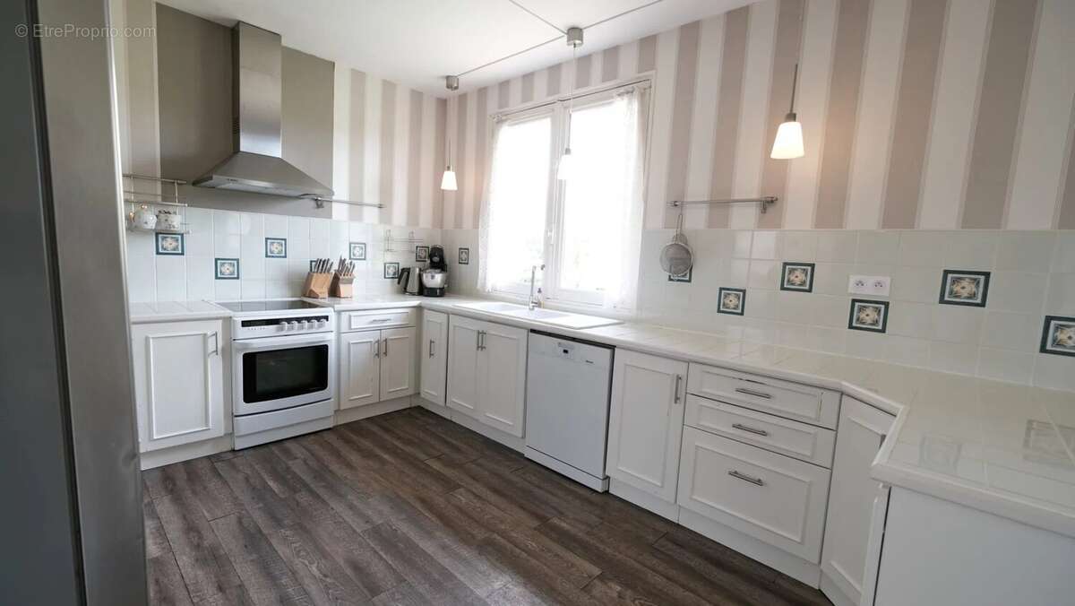 Maison à MONTIGNY-EN-MORVAN