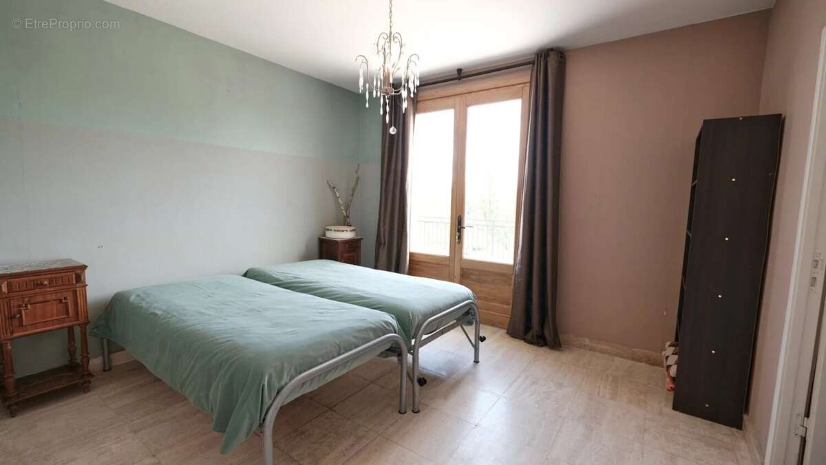 Maison à MONTIGNY-EN-MORVAN