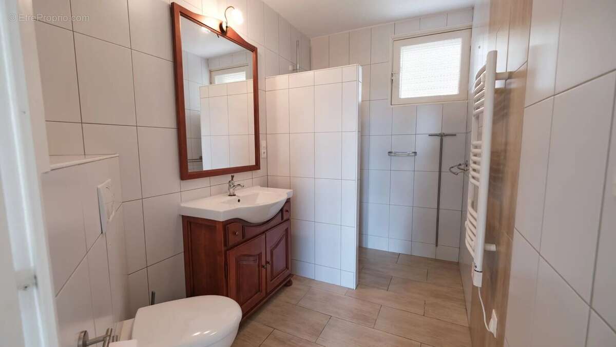 Maison à MONTIGNY-EN-MORVAN