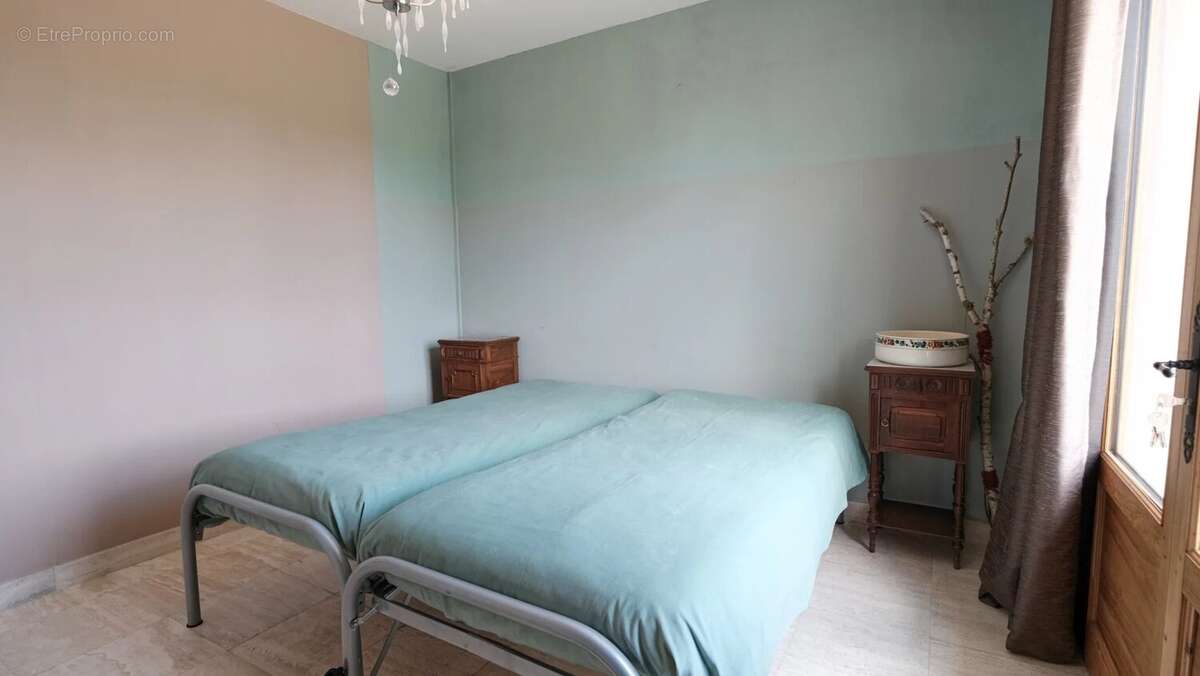 Maison à MONTIGNY-EN-MORVAN