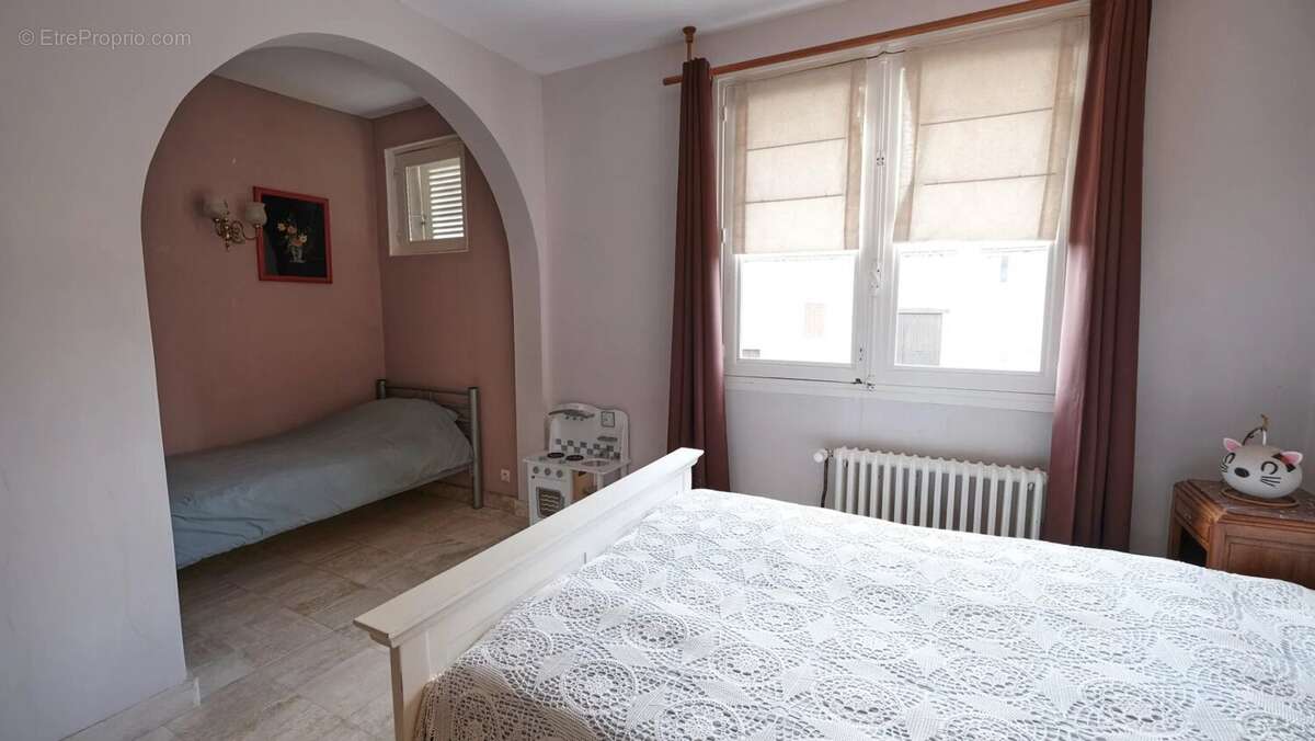 Maison à MONTIGNY-EN-MORVAN