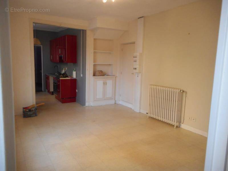 Appartement à IVRY-LA-BATAILLE