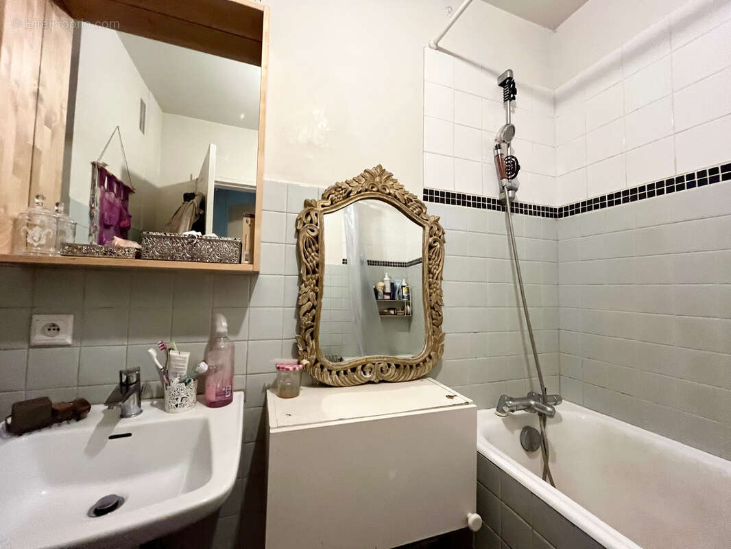 Appartement à SAINT-MAUR-DES-FOSSES