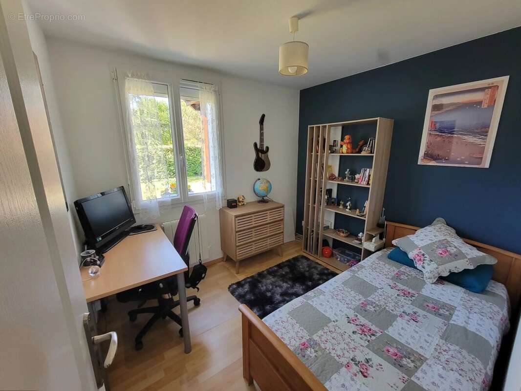 Maison à GROFFLIERS