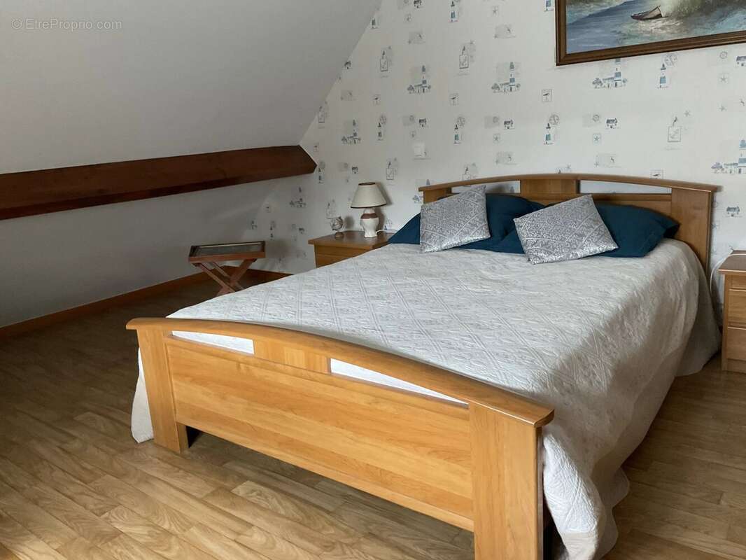 Maison à GROFFLIERS