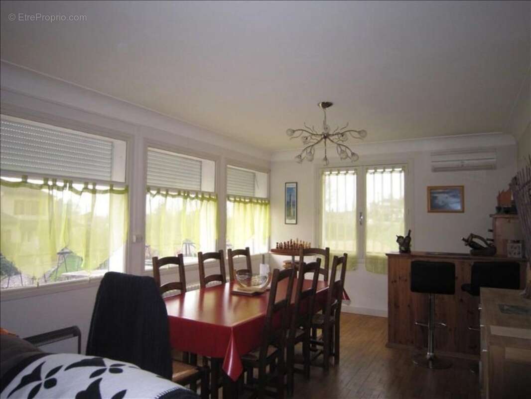 17gildc6480843p45dde89955a716.jpg - Maison à BEYNAC-ET-CAZENAC