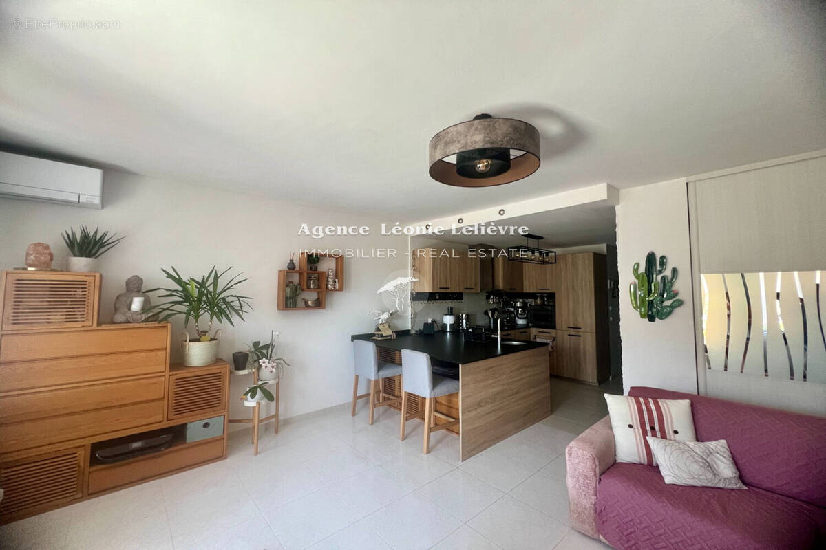 Appartement à LES ISSAMBRES