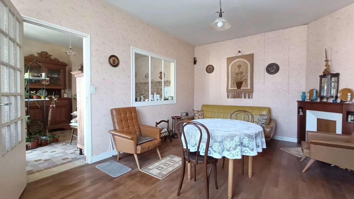 Maison à CHABOURNAY