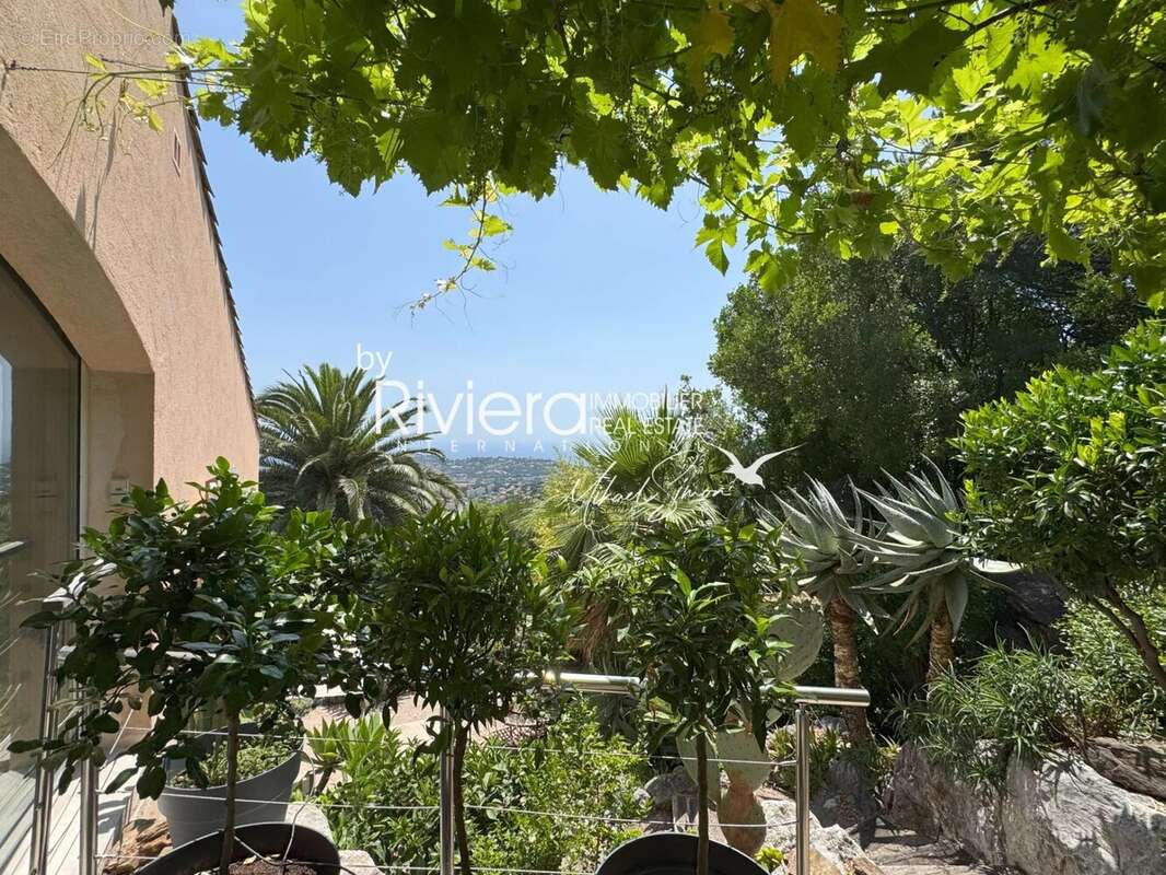 Maison à CAVALAIRE-SUR-MER