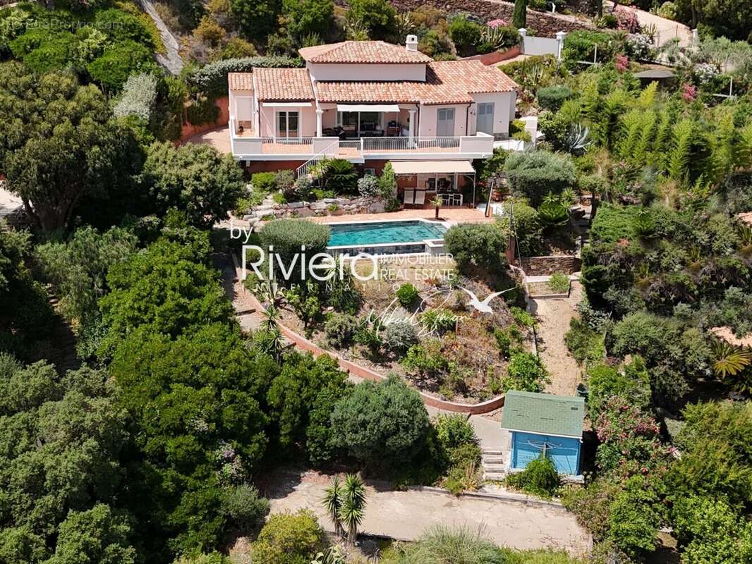 Maison à CAVALAIRE-SUR-MER