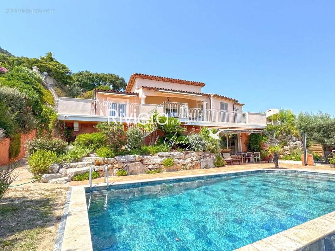 Maison à CAVALAIRE-SUR-MER