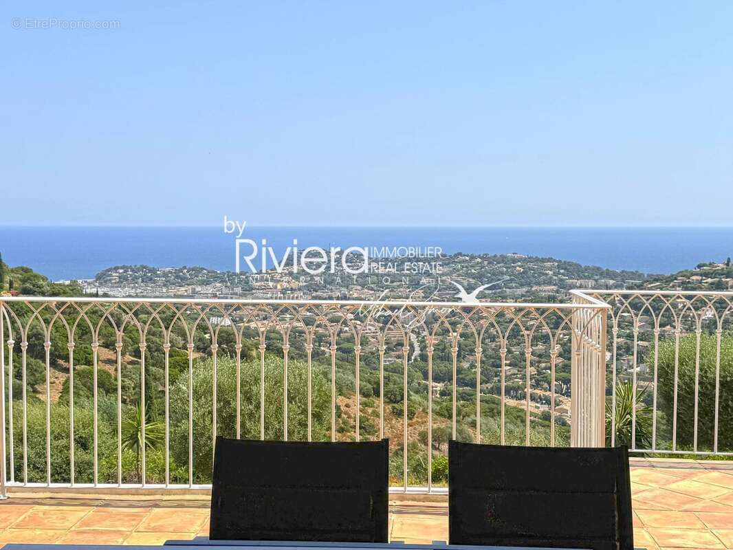 Maison à CAVALAIRE-SUR-MER