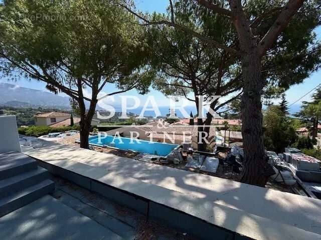 Maison à ROQUEBRUNE-CAP-MARTIN