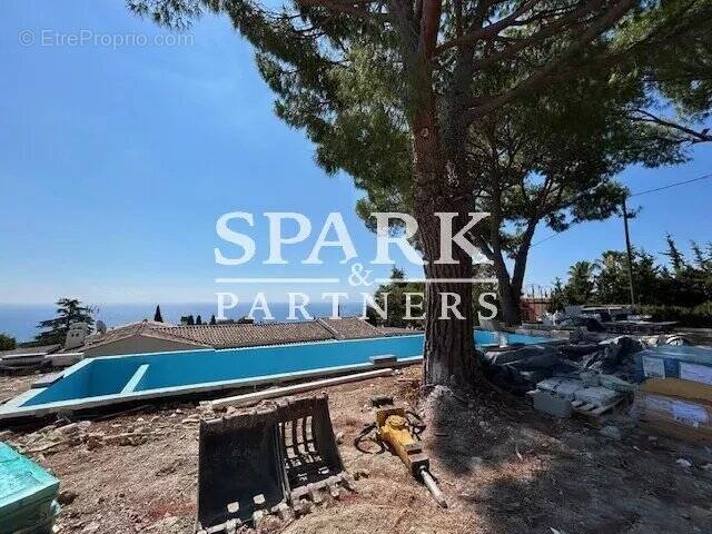 Maison à ROQUEBRUNE-CAP-MARTIN