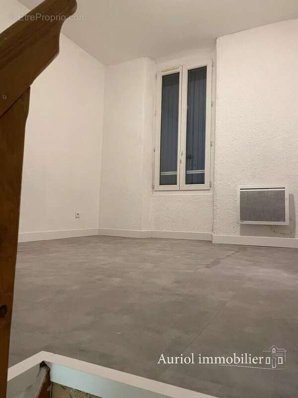 Appartement à AURIOL