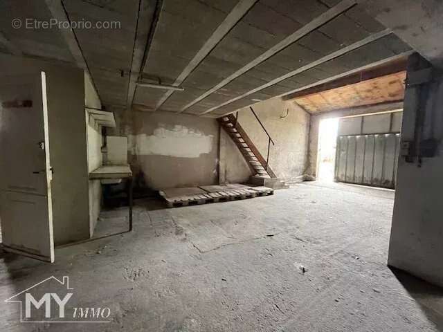 Maison à LAMOTHE-MONTRAVEL