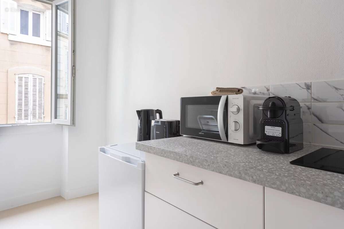 Appartement à MARSEILLE-6E