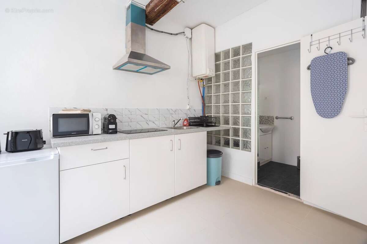 Appartement à MARSEILLE-6E