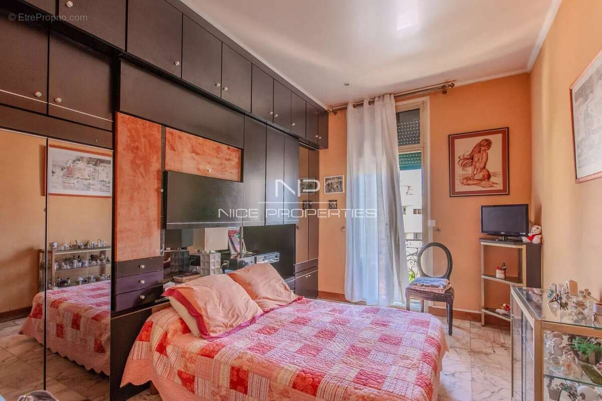 Appartement à BEAULIEU-SUR-MER