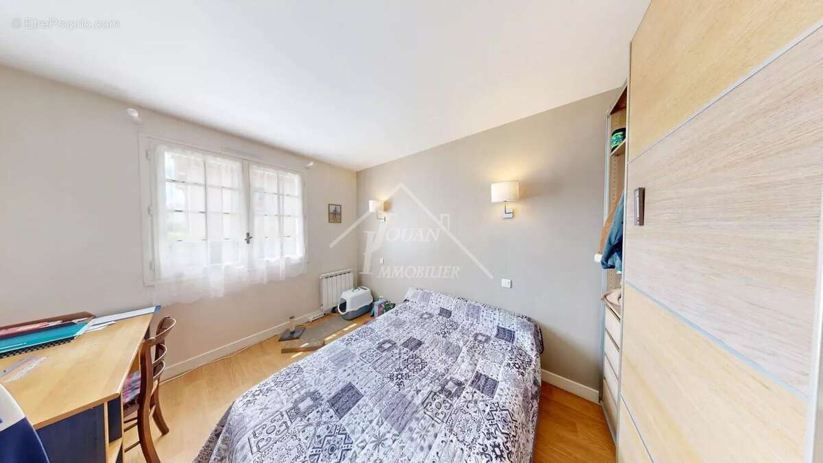 Maison à AIGUEPERSE