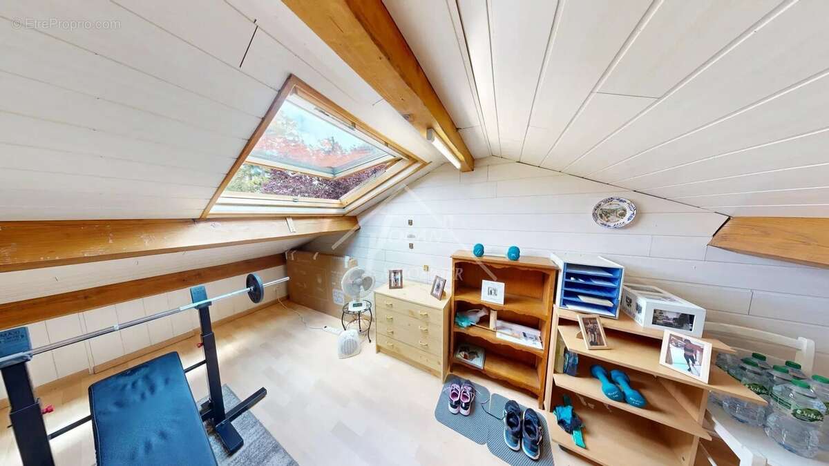 Maison à AIGUEPERSE