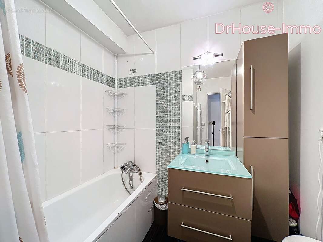 Appartement à CORBEIL-ESSONNES