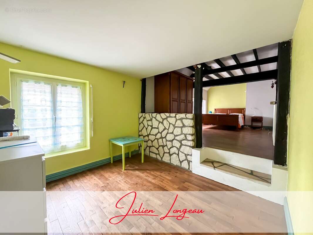 Maison à THURE