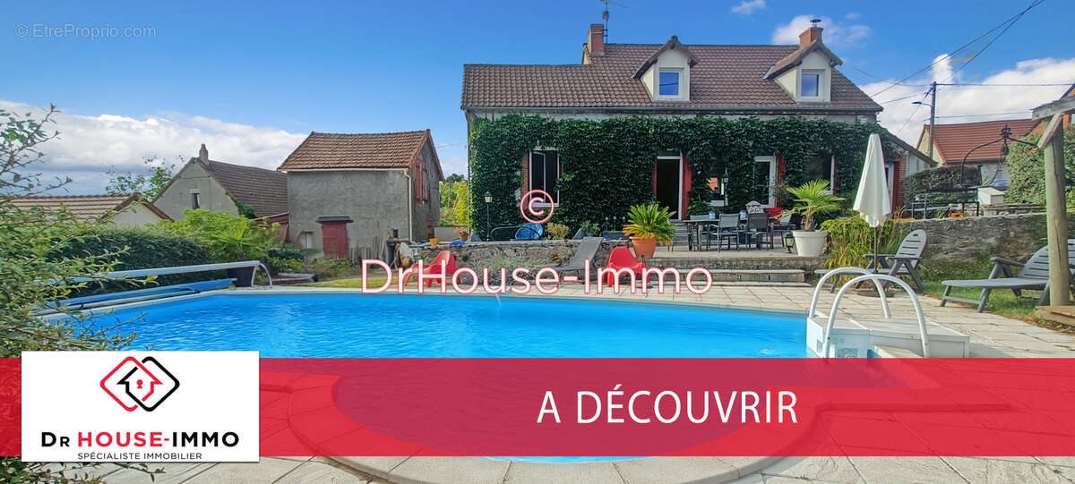 Maison à ECHASSIERES