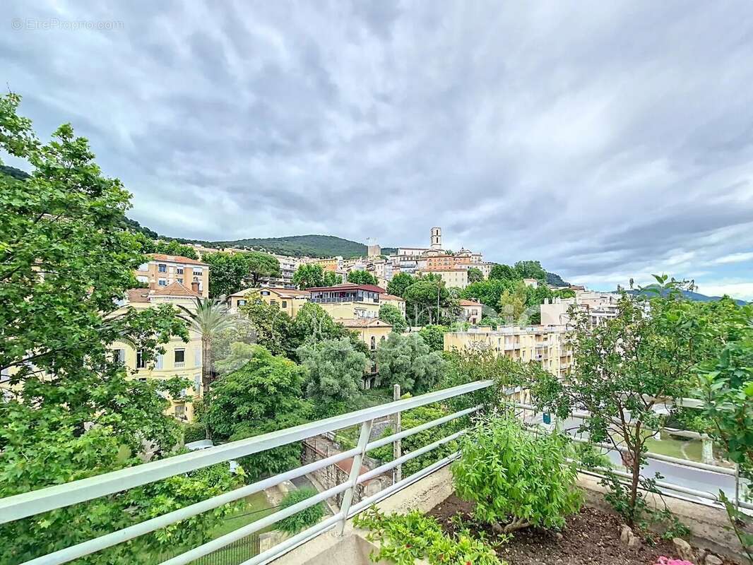 Appartement à GRASSE