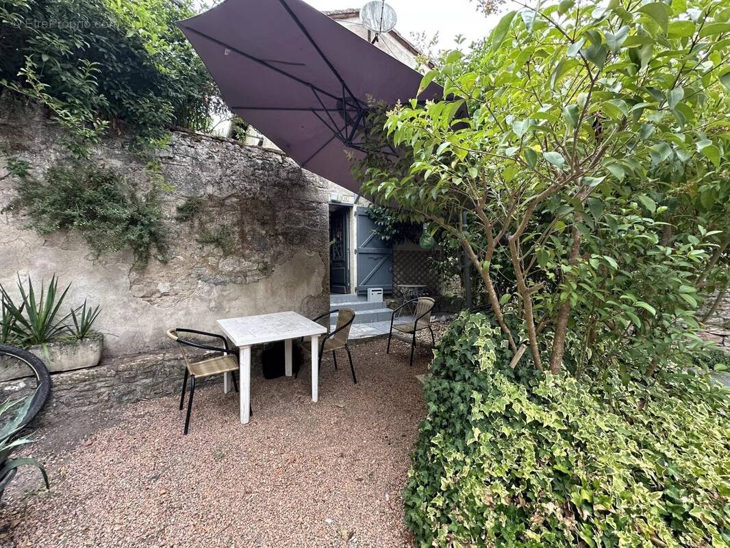 Maison à SAINT-ANTONIN-NOBLE-VAL