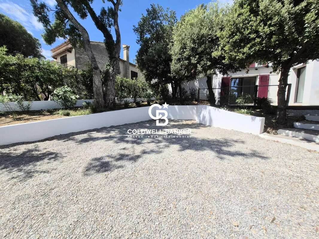 Appartement à LES ISSAMBRES