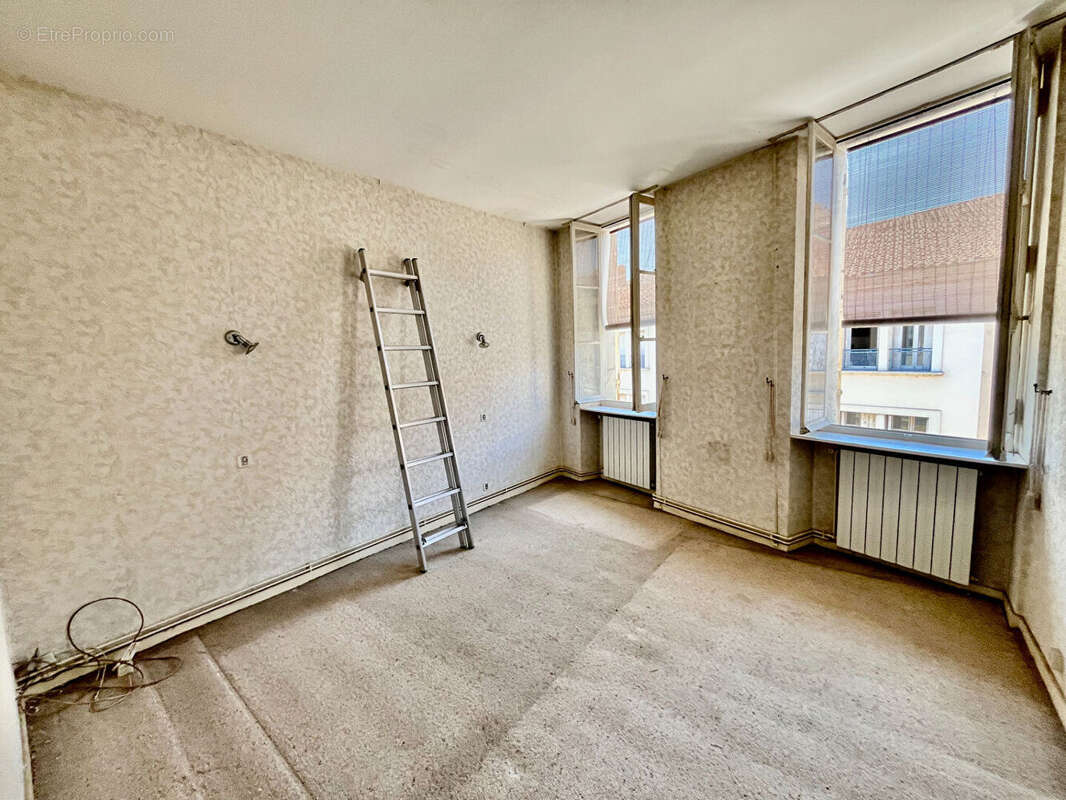 Maison à VILLENEUVE-SUR-LOT