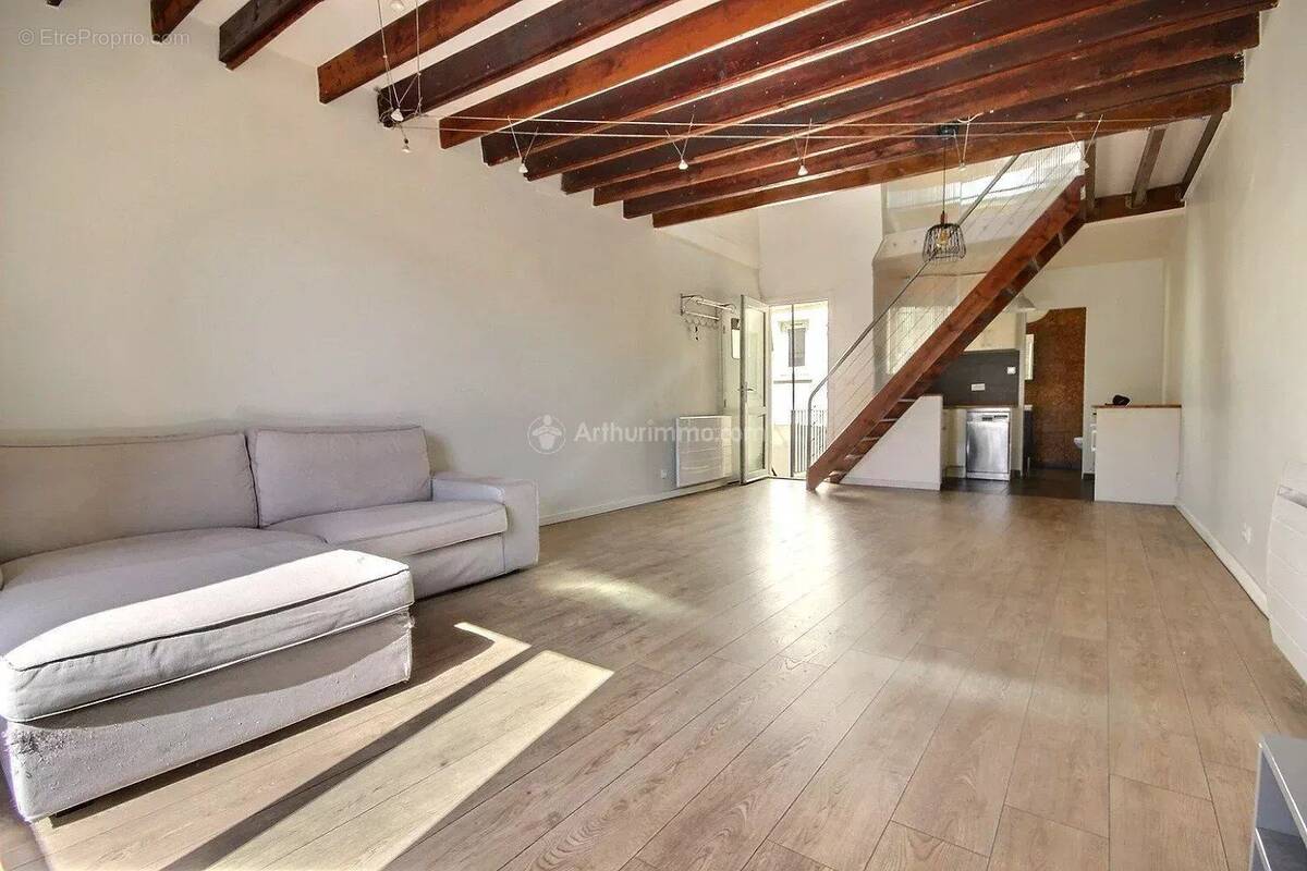 Appartement à ASNIERES-SUR-SEINE