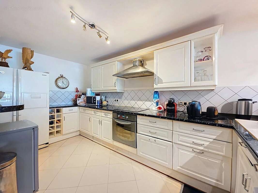 Appartement à MANDELIEU-LA-NAPOULE